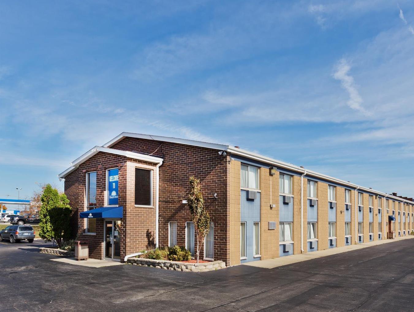 Days Inn By Wyndham Rockford I-90 Casino District Экстерьер фото